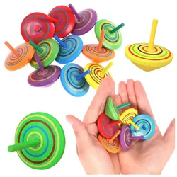 Buntes Mini-Arcade-Spielzeug aus Holz mit Kreisel, 4 cm