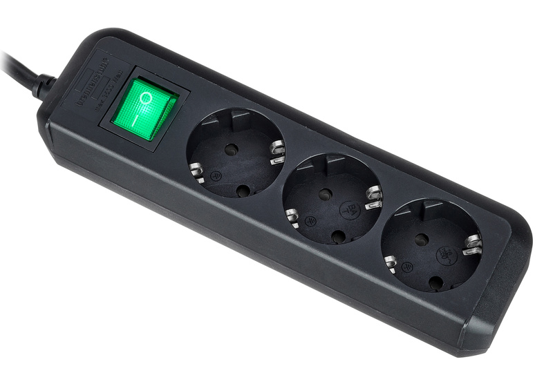 Brennenstuhl Eco-L 3 Way Split Sw 5m BK nero