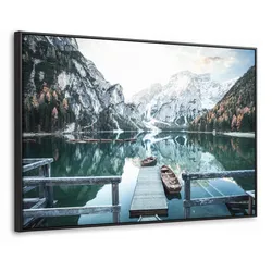 LEINWAND Bilder mit Rahmen - Natur - Berge - Schnee - Wald - Boot - 120x80