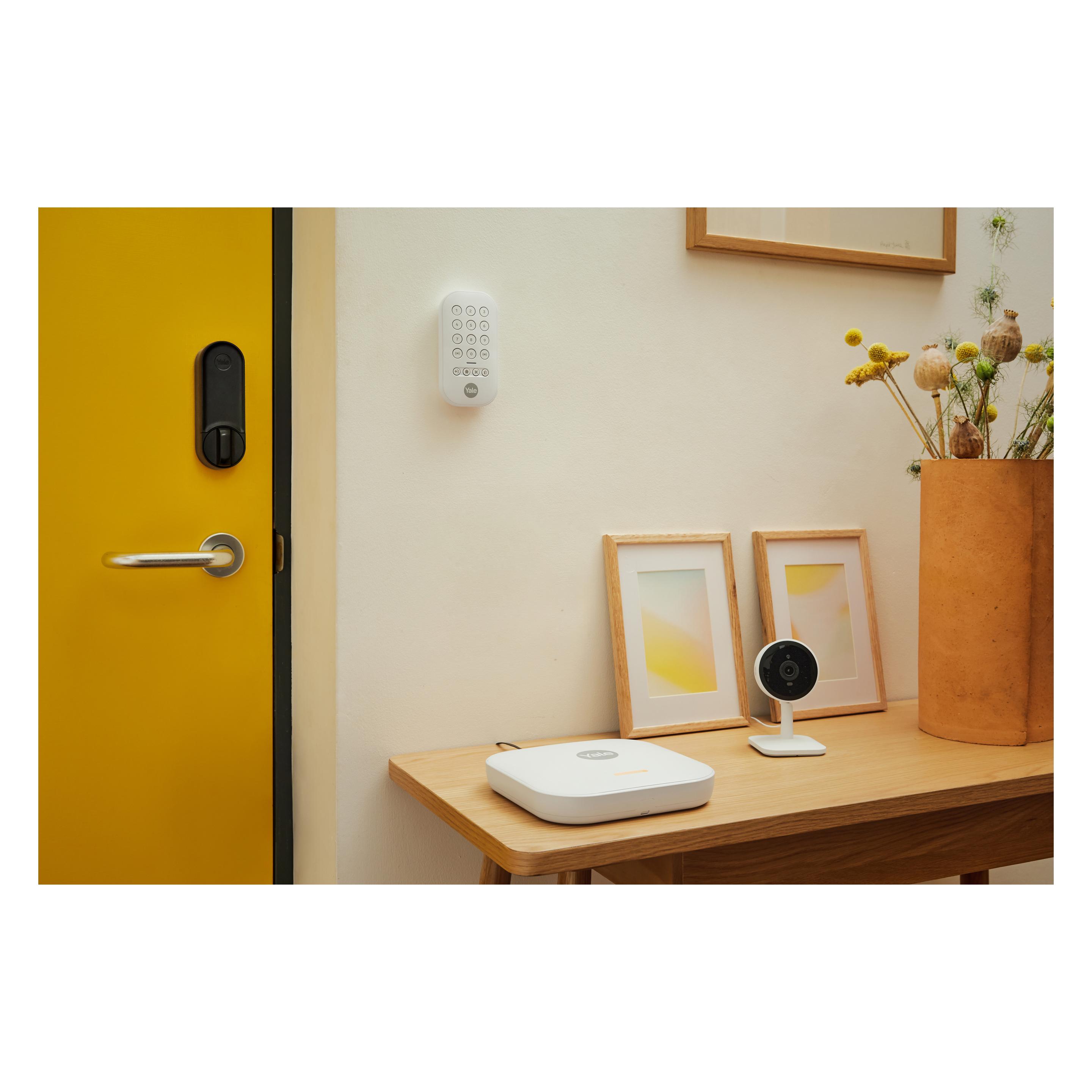 Yale Linus L2 Smart Lock, schwarz (Elektronische Zahlenkombination, Schlüsselkarte, Smartphone) (YL106_I00000)