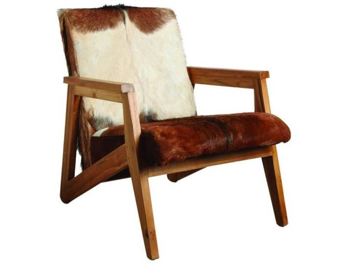 Fauteuil avec accoudoirs en bois et peau de chèvre
