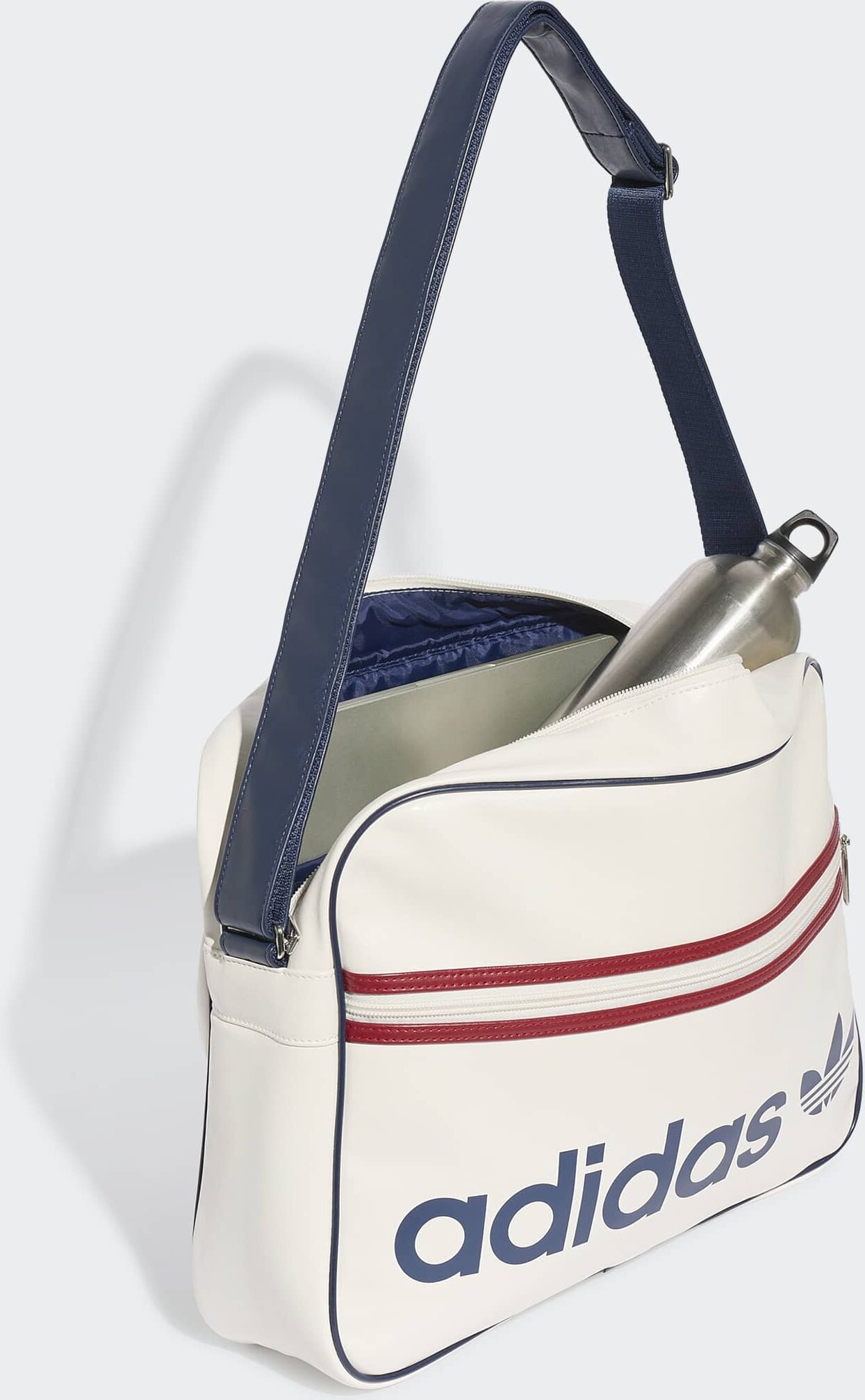 Sporttasche ADIDAS ORIGINALS "OG AIRLINER", Kinder, weiss (cloud weiß), Obermaterial: 100% Polyurethan, Taschen Sporttasche, Schultertasche im angesagten Retrolook cloud weiß Einheitsgröße
