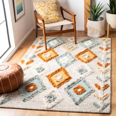 SAFAVIEH Handmade Kenya Dorkas Modern Wool Rug