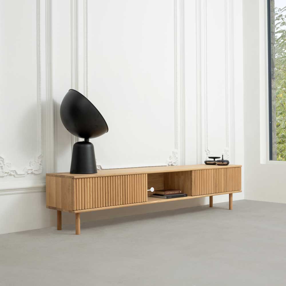 Pharao24.de Unterschrank Fernseher im Skandi Design Eiche Massivholz