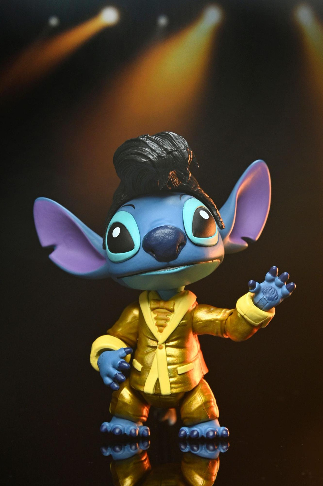 NECA Lilo & Stitch Ultimate Gold Suit Elvis Stitch actiefiguur, 18 cm