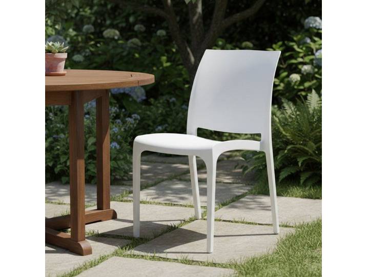Chaise d'Extérieur Camo Dmora en Plastique Blanc