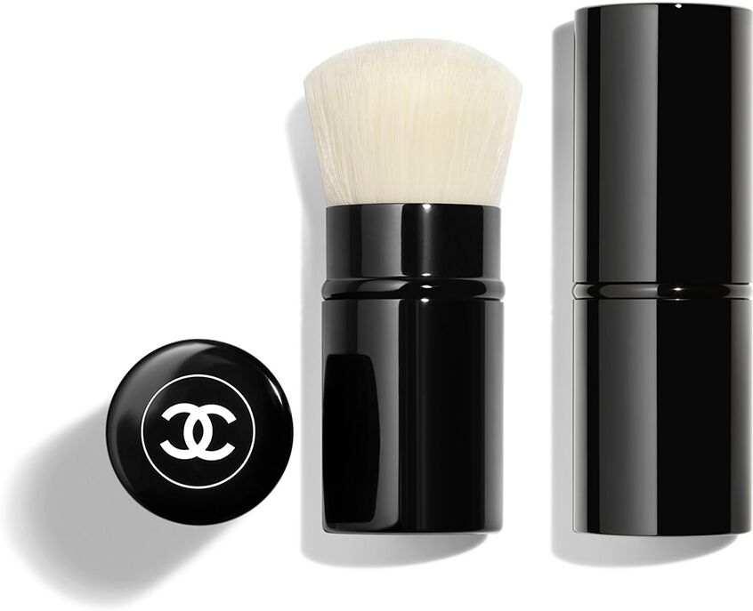 Chanel Pinceau Kabuki Retractable N°108 Brocha Kabuki Retráctil.