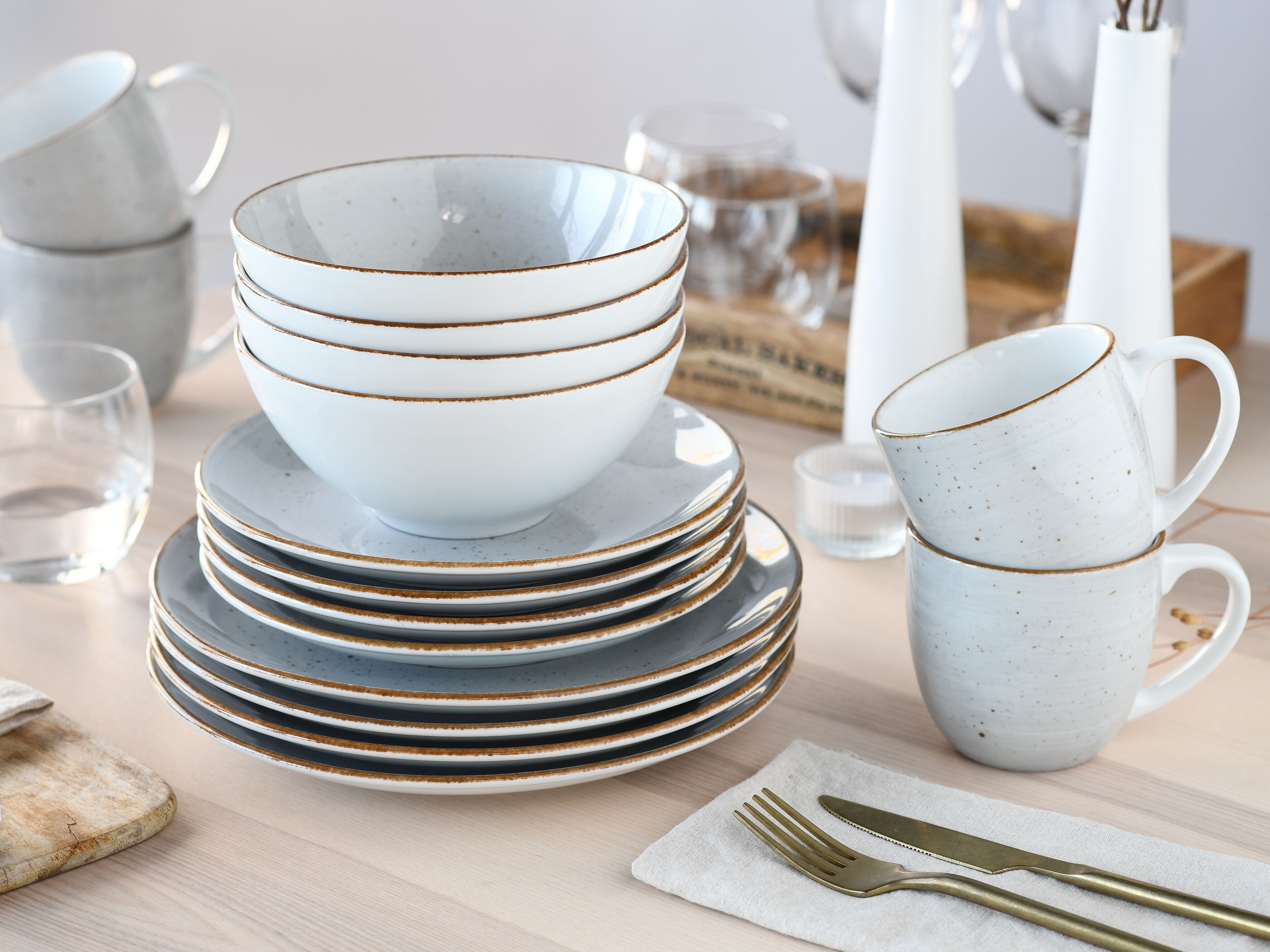 Kombiservice CREATABLE "Vintage Nature, Service 16-tlg.", grau (stein), 16, Porzellan, Geschirr-Sets, Kombiservice, Naturverbundenes Design, Handgemalt