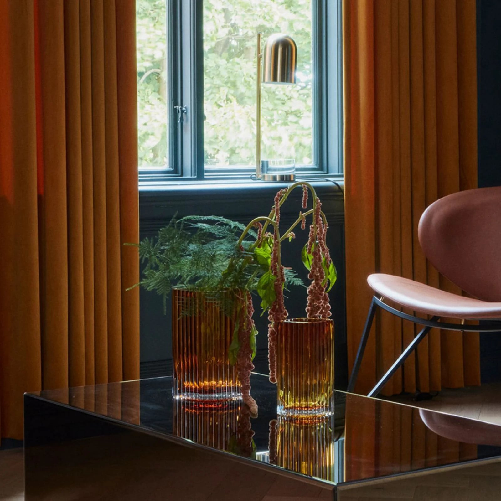 AYTM Luceo tafellamp - Goud/Messing en Transparant - Modern Design