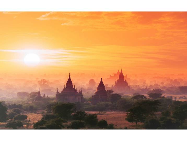 Fototapete PAPERMOON Tempel in Landschaft , bunt, B:1,5m L:1,11m, Vlies, Tapeten, Fototapete