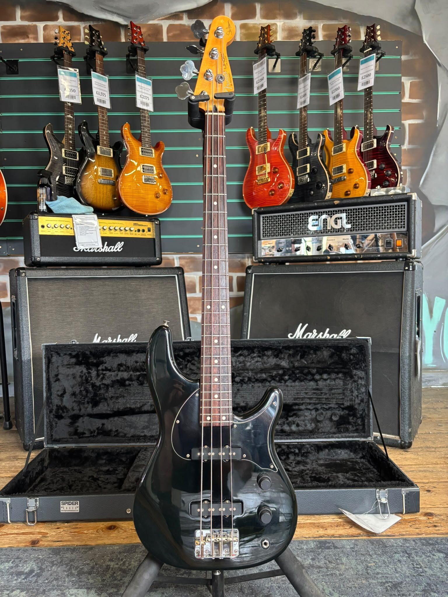Fender Urge Stu Hamm black electric bass guitar   black - Refurbished