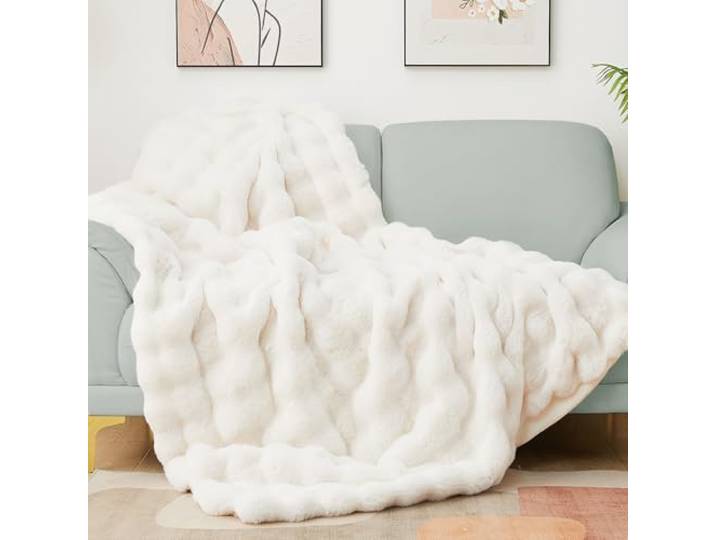 Latepis Kuscheldecke Flauschig Kunstfell 150x200 cm Beige Felldecke Flauschige Bubble Decke Dicke Kuscheldecke Sofadecke Kuschelig Wohndecke Plüschdecke Winter Decke Bett Schlafzimmer Sofa Kaninchen