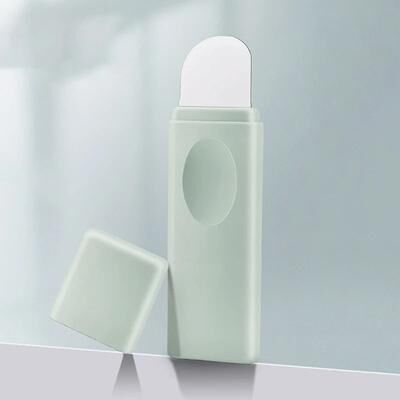 Uplift Essentials Manual Nose & Face Pore Cleansing Scraper green