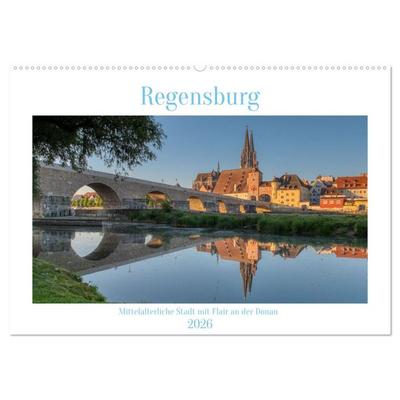 Regensburg Mittelalterliche Stadt mit Flair an der Donau (Wandkalender 2026 DIN A2 quer), CALVENDO Monatskalender