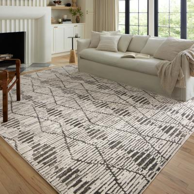 Alexander Home Monroe Geometric Moroccan Area Rug