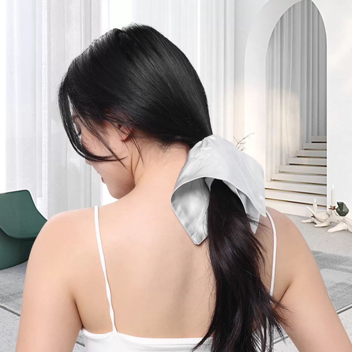INF 19 Momme Seiden-Haargummi Quadratisch - Sanftes Satin Haar-Schal Scrunchie Silber