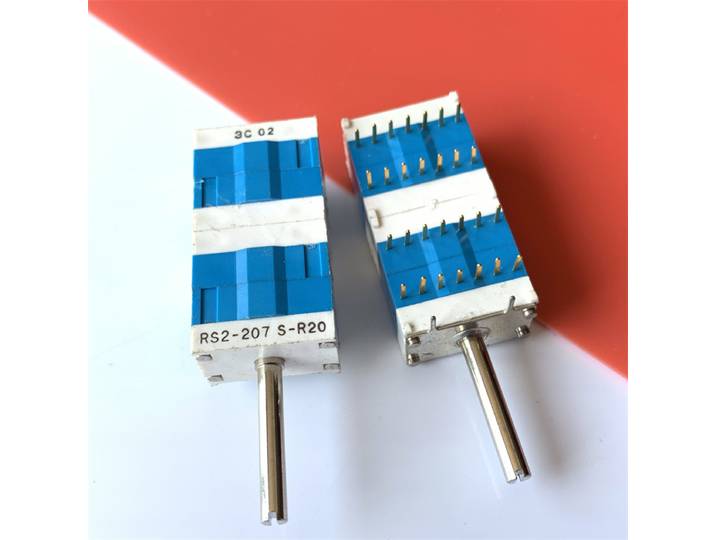 Codeur rotatif importé RS2-207S-R20, interrupteur à bande à 7 vitesses, 4 broches 28, 1 pièce