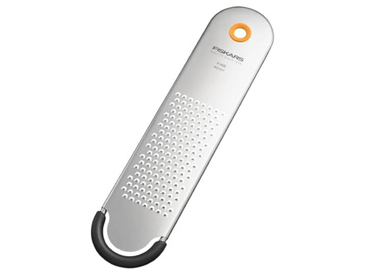 Fiskars Functional Form Râpe Fine Protège-Lame\, Lame en Acier Inoxydable/Poignée En Plastique\, Gris/Noir/Orange\, 1079967