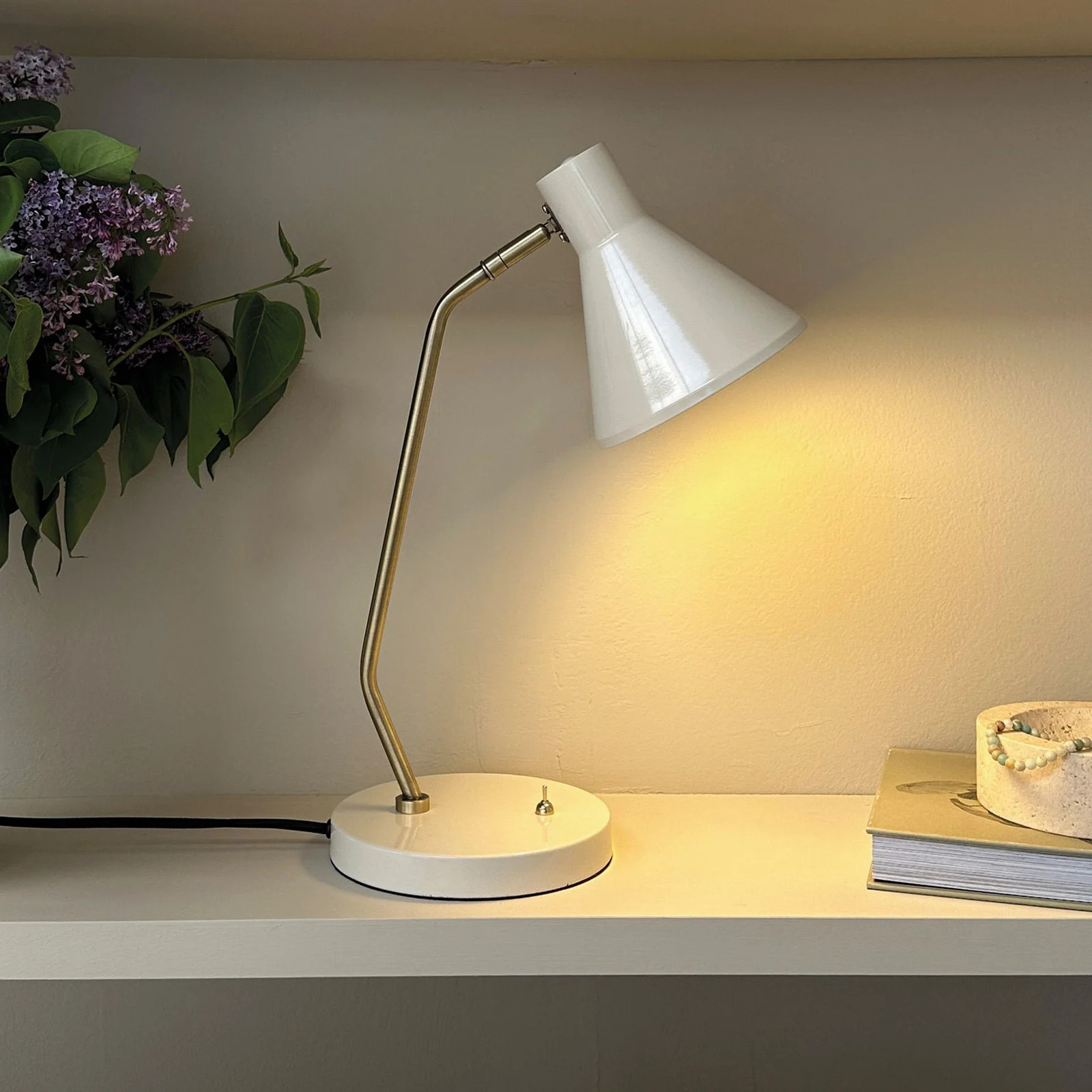 Dyberg Larsen Sleep tafellamp Shiny White/Antique Brass