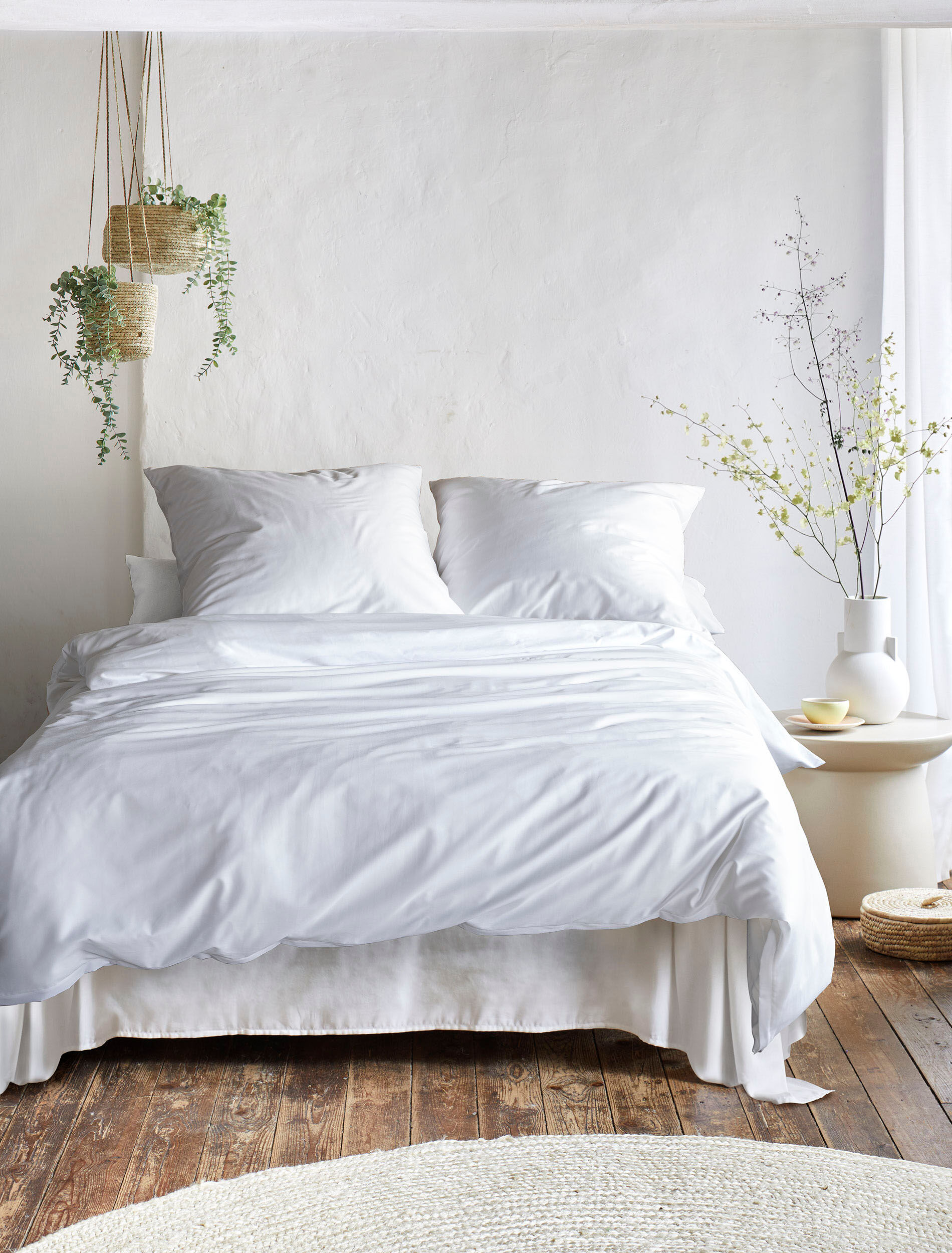 Bettwäsche IRISETTE "Premium Satin Bettwäsche Paris", weiß, B/L: 200cm x 220cm, 1 Stk., 2 Stk., Mako-Satin, B/L: 80cm x 80cm & 80cm x 80cm, 3 Stk., Mako-Satin, Obermaterial: 100% Baumwolle, Bettwäsche, Bettwäsche, hochwertige Uni Premium Bettwäsche mit Re