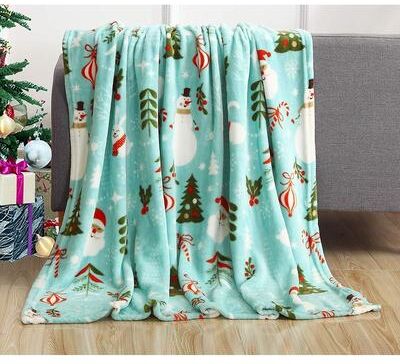 Rio Carbon Loft Salman Velvet Printed Holiday Throw