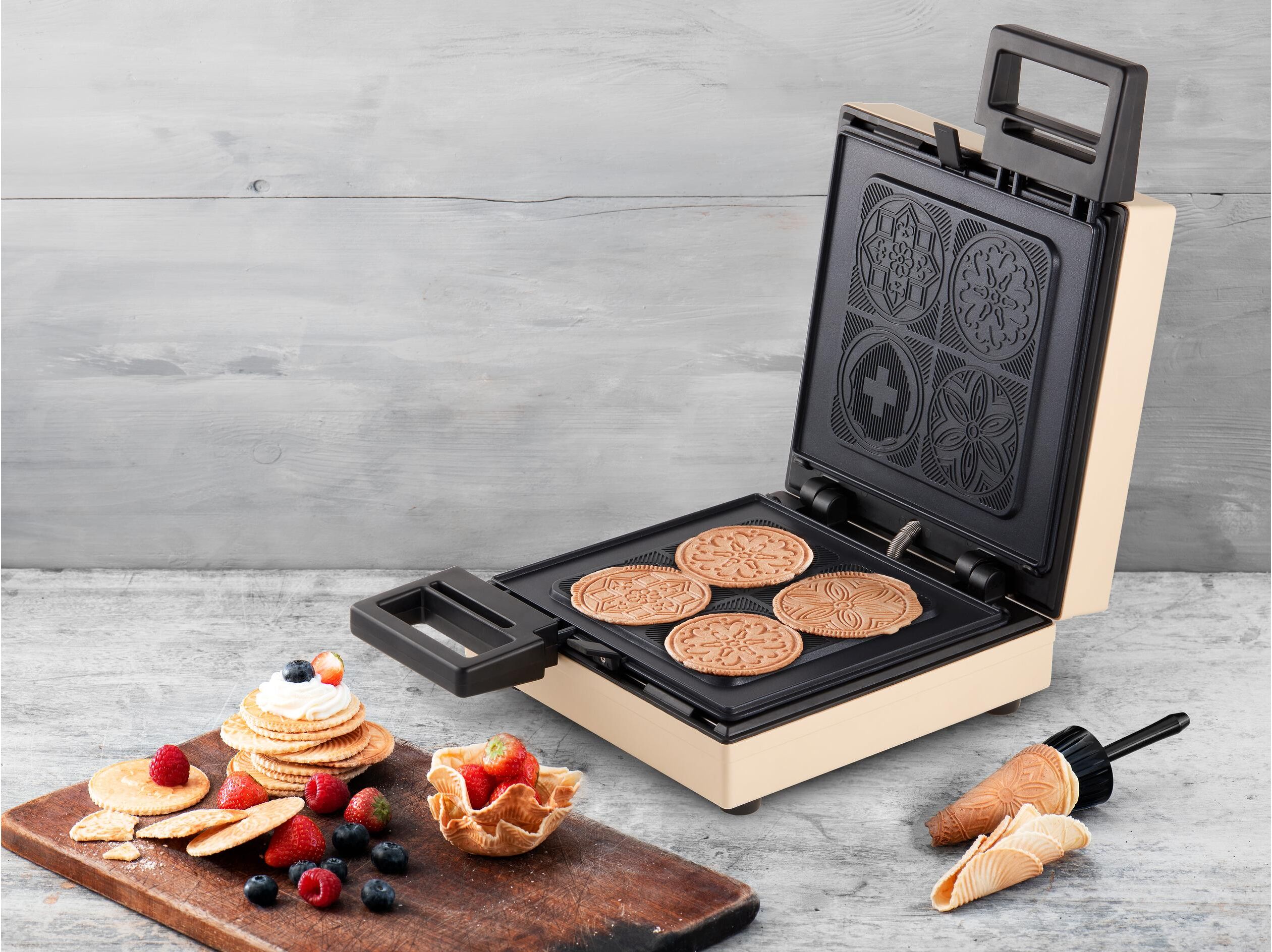 TRISA Waffeleisen "Bretzeli & Waffles", beige (natur), B:24cm H:14cm T:31,9cm, Waffeleisen, Waffeleisen natur Einheitsgröße