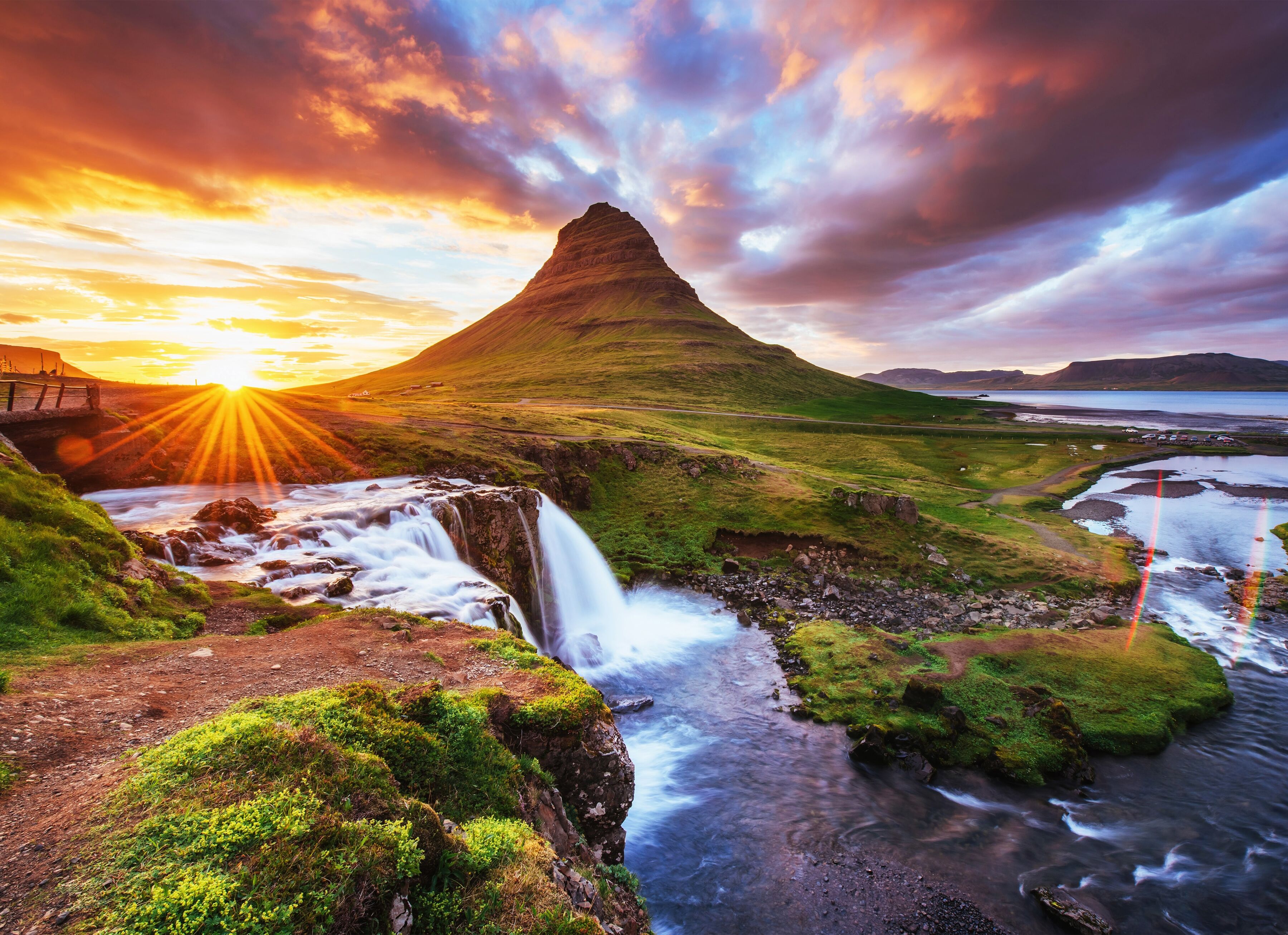 Fototapete PAPERMOON "Kirkjufel Waterfalls Iceland", bunt, B:4m L:2,6m, Vlies, Tapeten, Fototapete bunt B/L: 4m x 2,6m, Bahnen: 8 Stk.