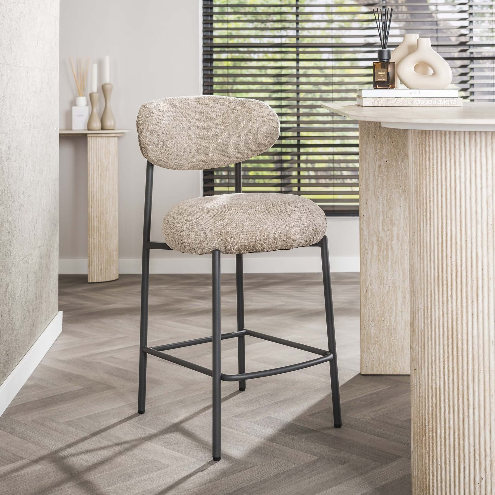 LifestyleFurn Barstoel Lawson Renegade stof - Zand - Zithoogte: 67 cm