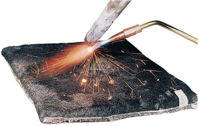 Tapis de protection anti-flammes support p.soudage avec isolation, humide L300xl ; Jutec (F4200303)