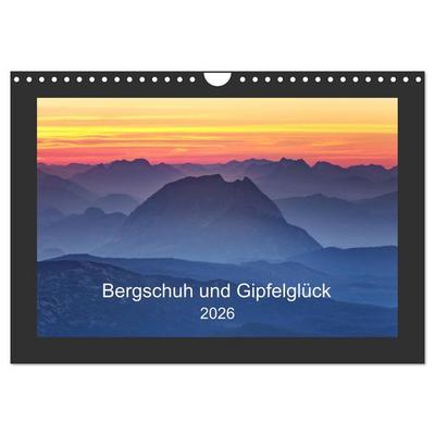 Bergschuh und Gipfelglück (Wandkalender 2026 DIN A4 quer), CALVENDO Monatskalender