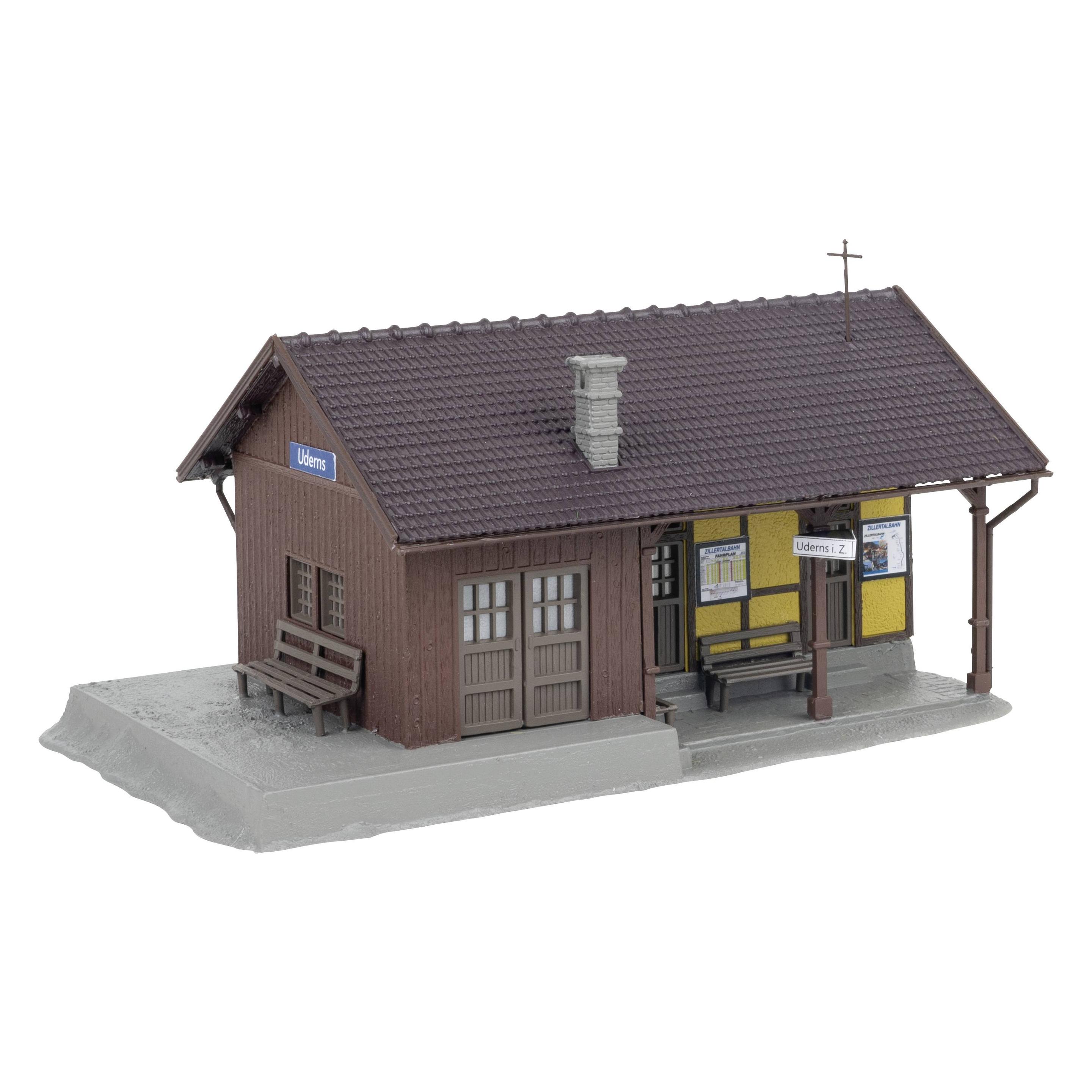 Faller Bahnhof Uderns (110137)