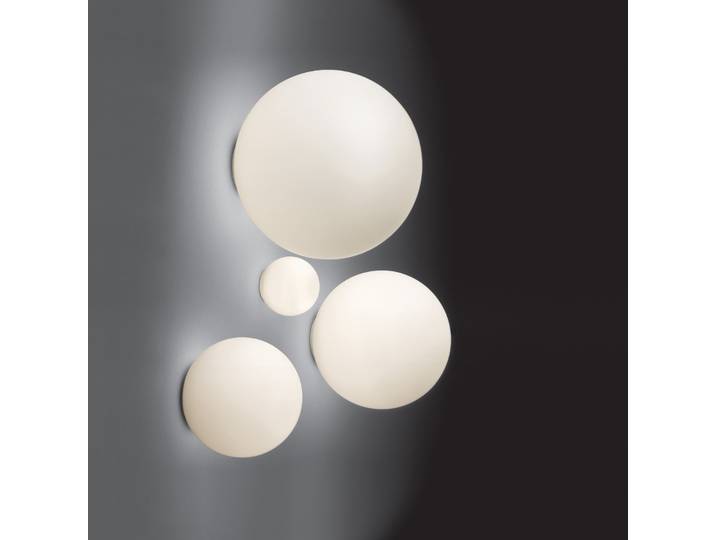 Dioscuri 14 Decken-/Wandleuchte, Opalglas, IP44 - Artemide - Wohnzimmer - Design - Kugel