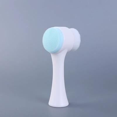 Useful Little Things Double Sided Silicone Face Cleansing Brush And Manual Pore Exfoliator blue