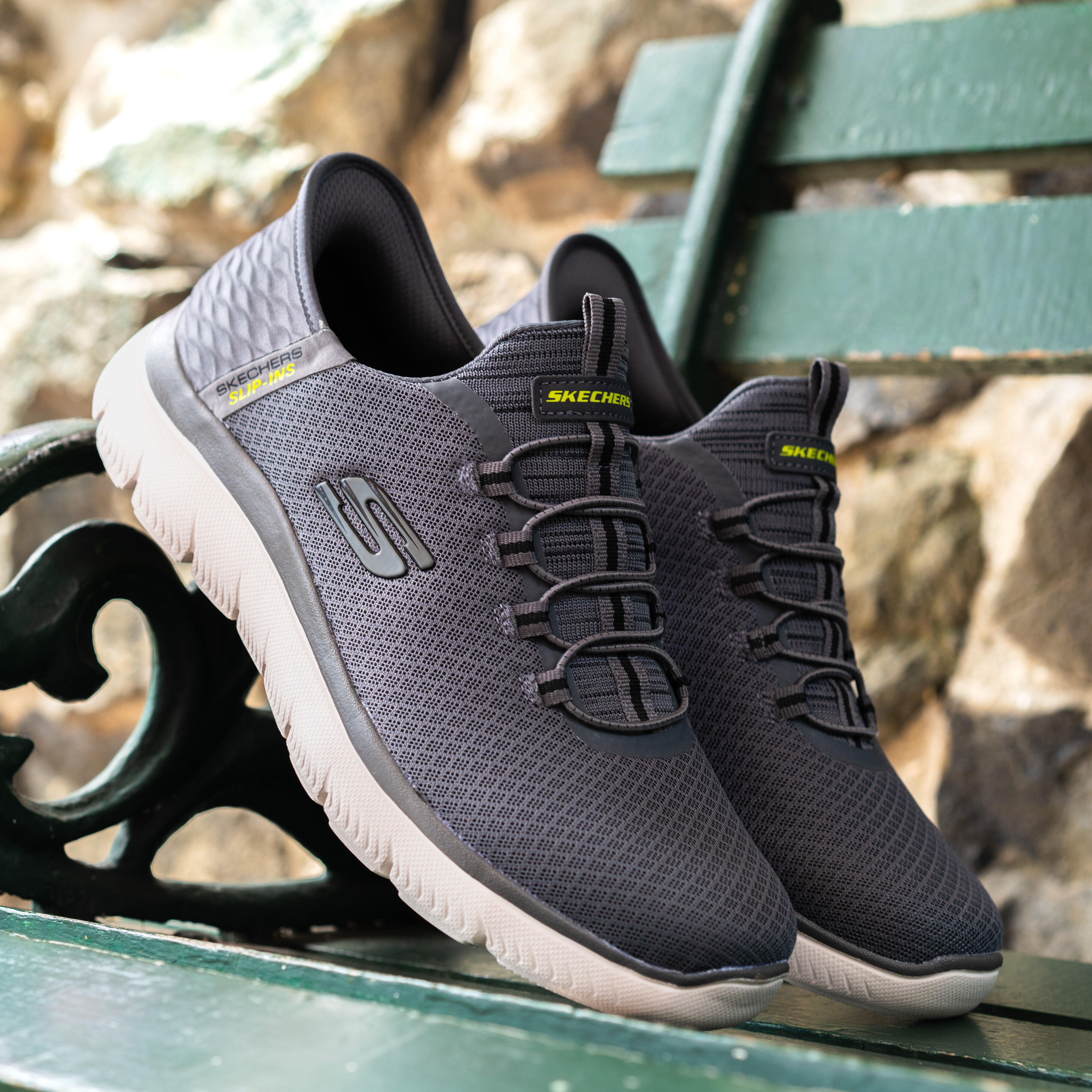 Slip-On Sneaker SKECHERS "SUMMITS-HIGH RANGE", Herren, Gr. 45, grau, Textil, Schuhe Slip-On Sneaker, Freizeitschuh mit Slip Ins-Fersenpart für einen leichten Einstieg grau 45