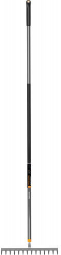 Fiskars Ergonomic Soil Rake avec manche courbé 1077112