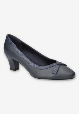 Women's Kata Pump by Easy Street in Navy (Size 8 M)