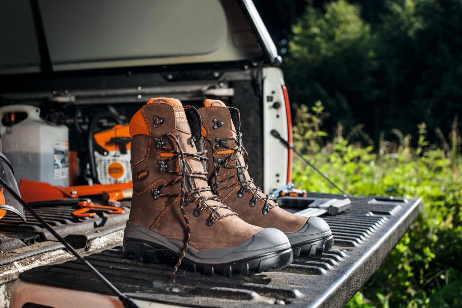 Chaussures haute de sécurité Dynamic S3 brun/noir P42 STIHL 0088-532-0142 Brun