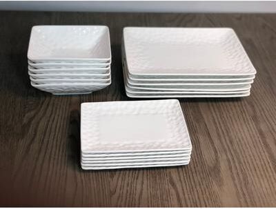 Red Vanilla Marble 18Pc Dinner Set