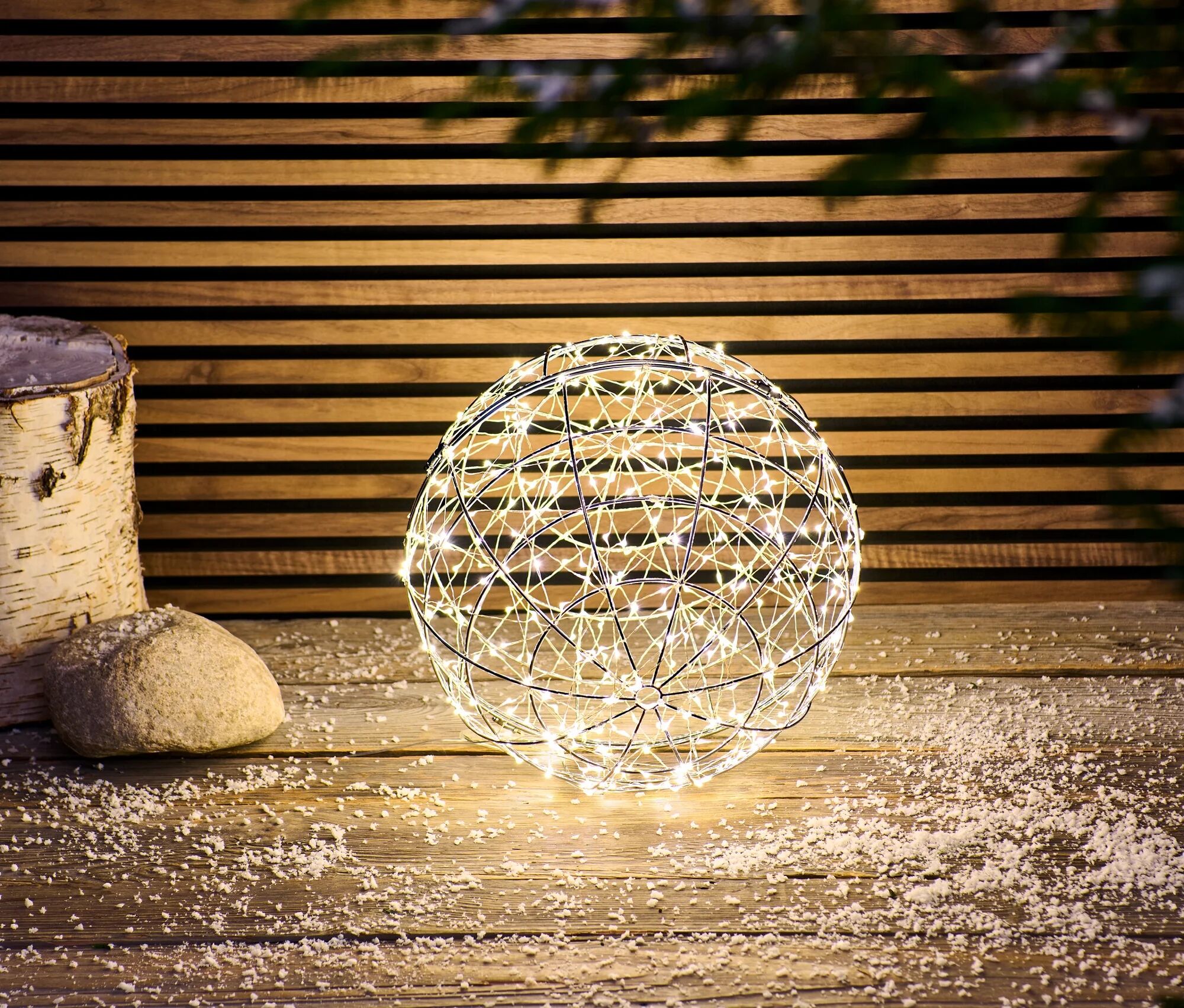 Tchibo - LED-Kugel - schwarz