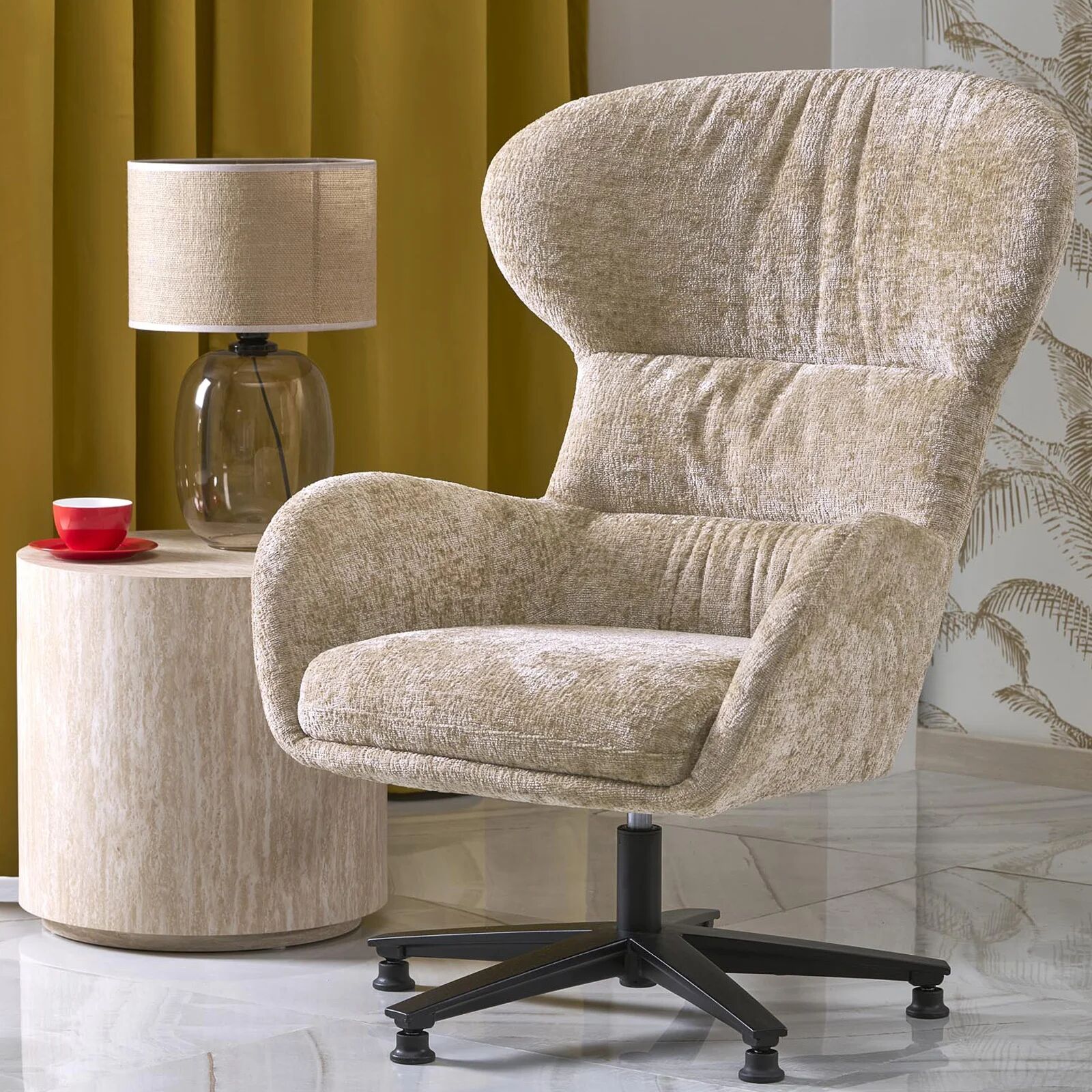 garneroarredamenti Poltrona design girevole imbottita in tessuto beige Mappy