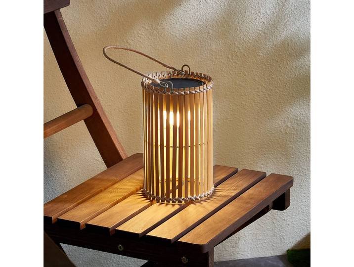 Lindby LED-Solar-Tischleuchte Amaria, Bambus, Ø 12 cm Amaria Lindby, dimmbar, Holz hell, Bambus, Landhaus / Rustikal