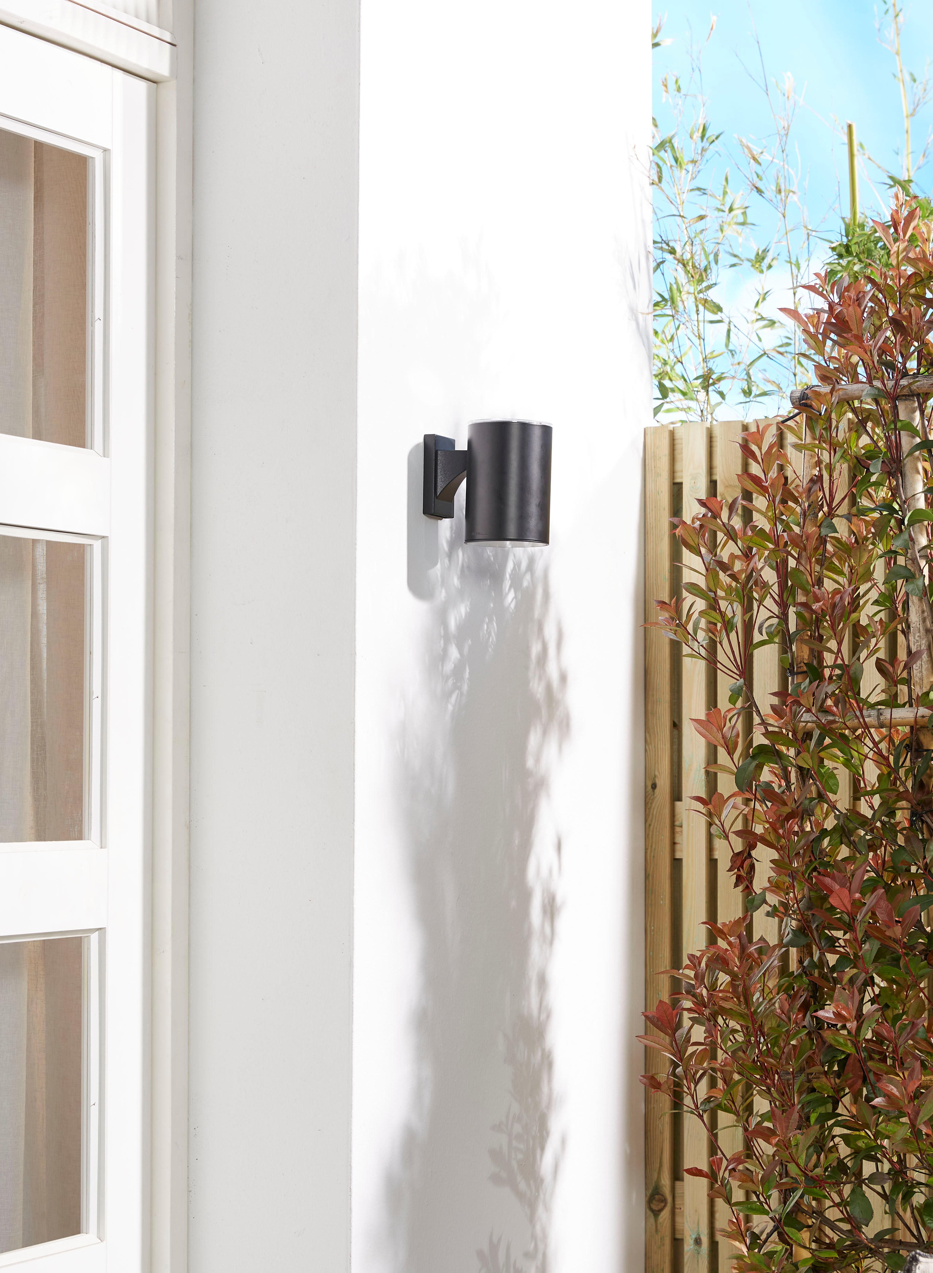 Aussen-Wandleuchte LUXFORM "Solar-Intelligente Hybrid-Wandleuchte - Ohio", schwarz, 1 Stk., Leuchten, Aussen-Wandleuchte, Für den Aussenbereich geeignet IP33 schwarz 1 Stk.
