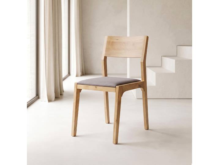 Chaise en bois naturel et tissu gris - Elegance