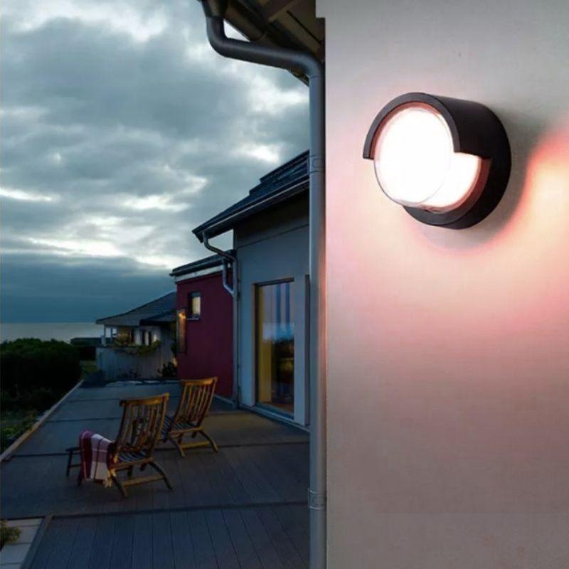 Silumen Applique LED Connectée WiFi RGBW 12W IP54 Ronde avec Cache