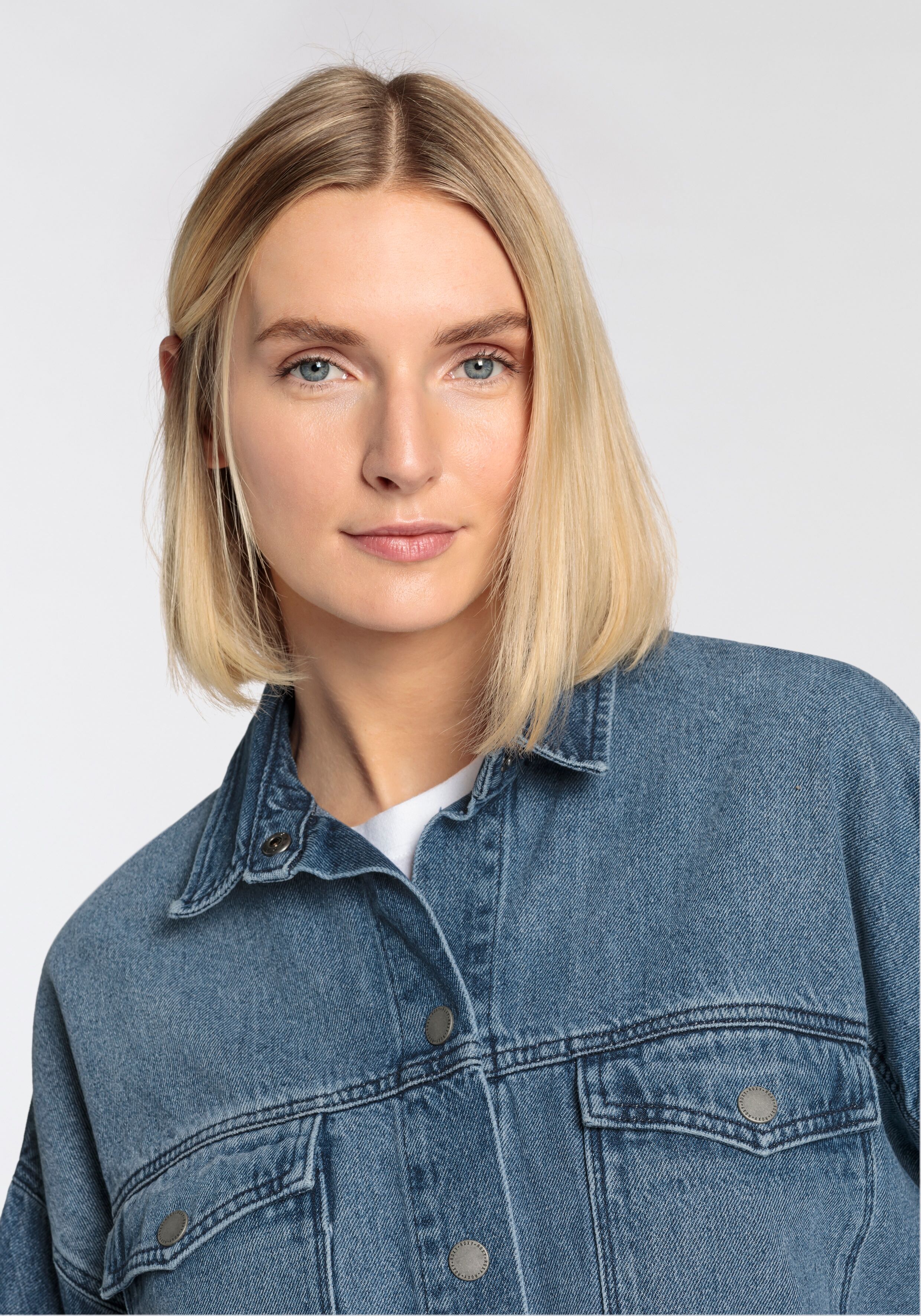 Jeanshemd ROXY "ACTOR STUDIO JK", Damen, Gr. S (36), N-Gr, blau (denim), Denim/Jeans, Obermaterial: 100% Baumwolle, Manschette mit Druckknopf, Hemden Jeanshemd, aus Denim, mit Druckknöpfen