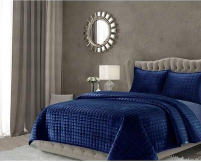 Florence Velvet Oversized Solid Quilt Set