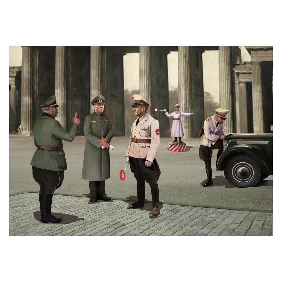 ICM WWII German Road Police (5 figures) (35633)