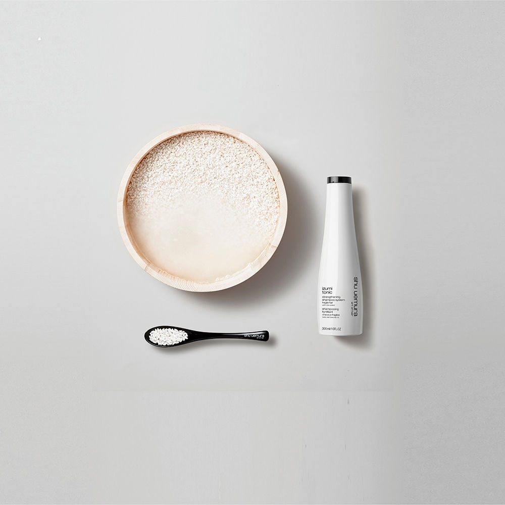 Shu Uemura Izumi Tonic système de shampooing fortifiant 300 ml