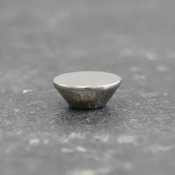 10 Konusmagnete, Neodym, 15/8 mm, Höhe 6 mm, N42, vernickelt, stumpf, Haftkraft 3,1 kg, silber