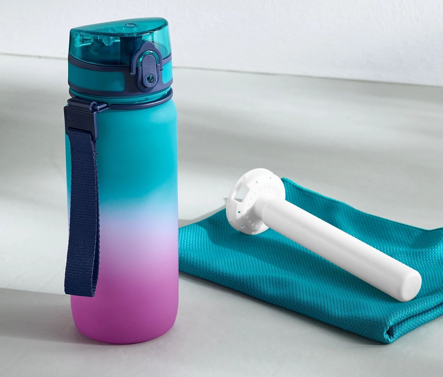 Tchibo - Trinkflasche mit Kühlakku - violett
